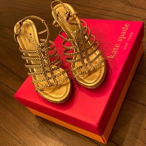 EUC Kate Spade Gold Metallic Wedges